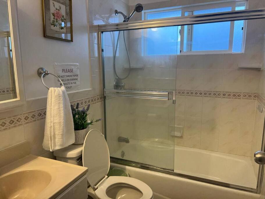 Affordable Private Rooms With Shared Bath Kitchen Near Sfo Daly City Kültér fotó