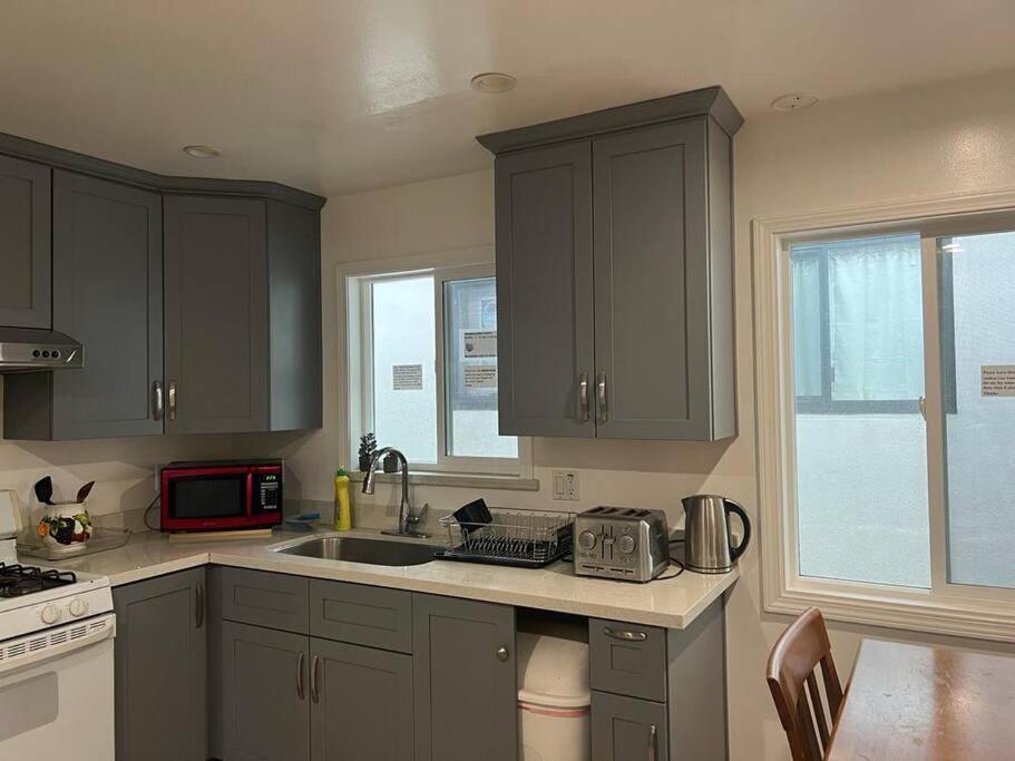 Affordable Private Rooms With Shared Bath Kitchen Near Sfo Daly City Kültér fotó