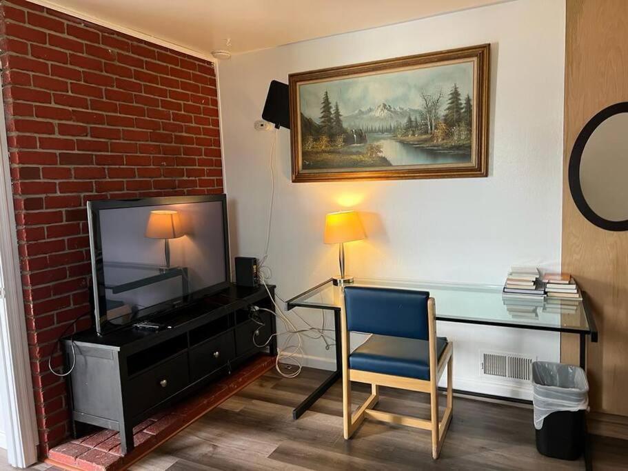 Affordable Private Rooms With Shared Bath Kitchen Near Sfo Daly City Kültér fotó